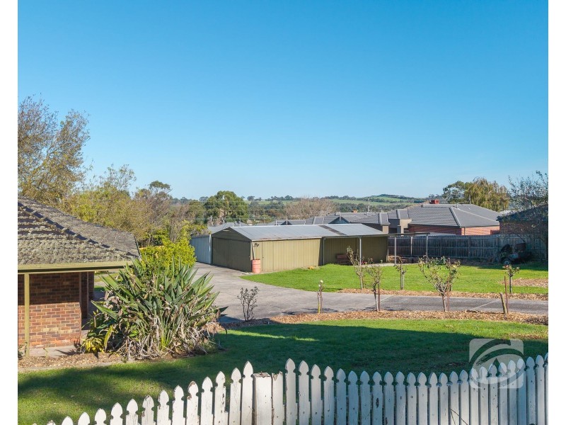15 May Court, Garfield VIC 3814