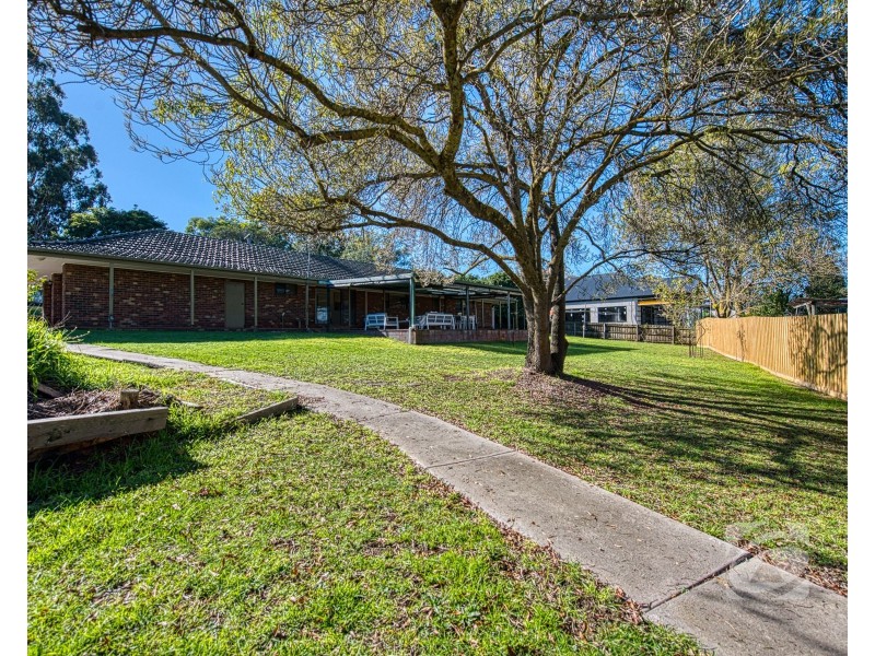 15 May Court, Garfield VIC 3814