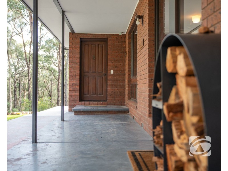 512 Bourkes Creek Road, Pakenham Upper VIC 3810