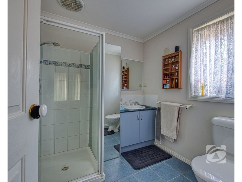 118 McGregor Road, Pakenham VIC 3810