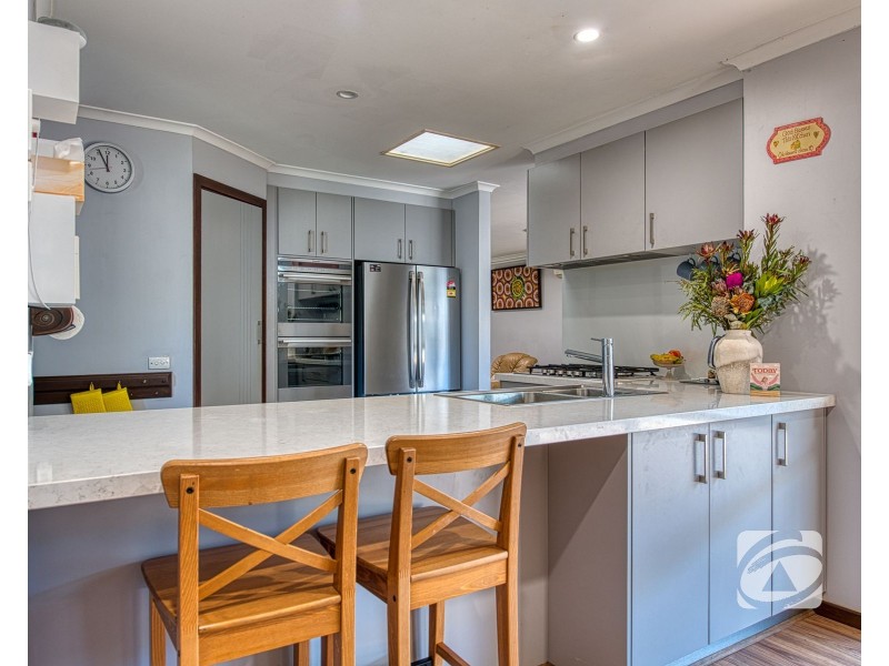 4 Jarrah Court, Narre Warren VIC 3805