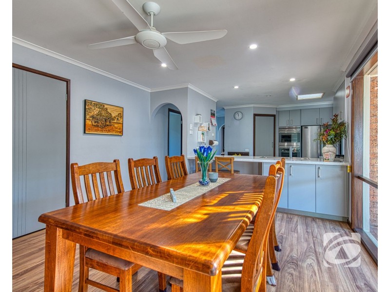 4 Jarrah Court, Narre Warren VIC 3805