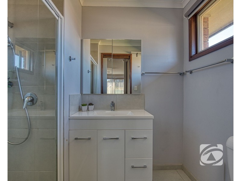 4 Jarrah Court, Narre Warren VIC 3805
