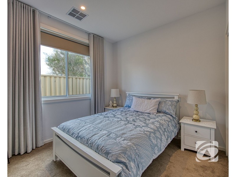 3 Edward Close, Pakenham VIC 3810