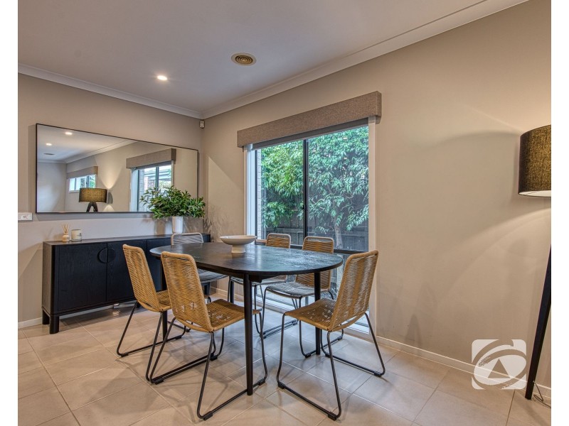 6 Wonder Street, Officer VIC 3809