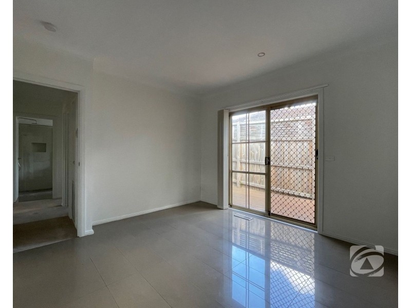 1/16 Paula Crescent, Doncaster East VIC 3109