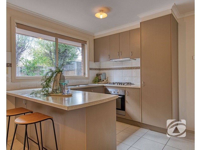 32 Chestnut Chase, Pakenham VIC 3810