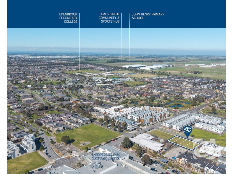 8-14 Swan Street, Pakenham VIC 3810