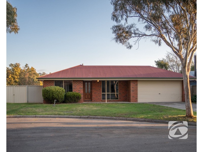 7 Creekbank Views, Pakenham VIC 3810