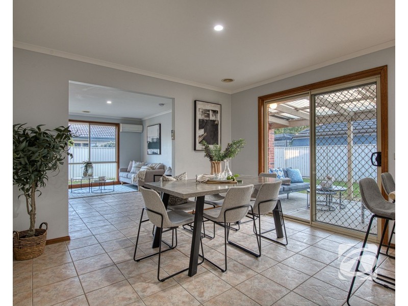 7 Creekbank Views, Pakenham VIC 3810