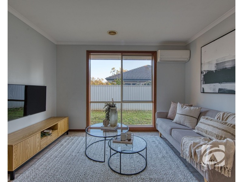 7 Creekbank Views, Pakenham VIC 3810