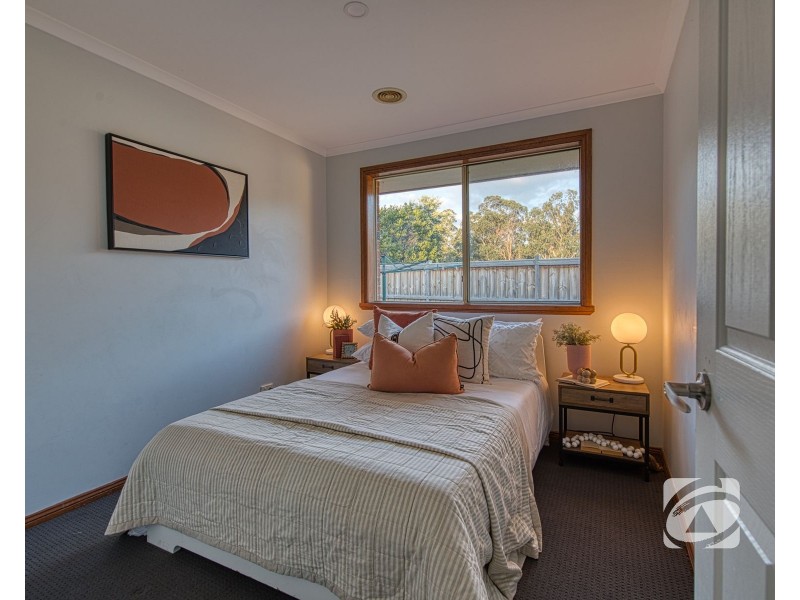 7 Creekbank Views, Pakenham VIC 3810