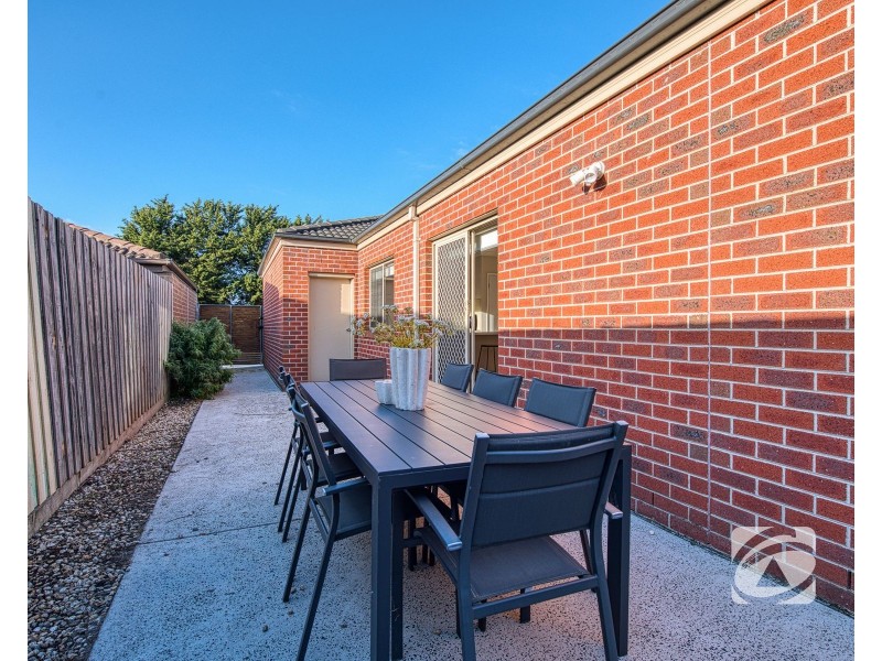 13 Chong Court, Berwick VIC 3806