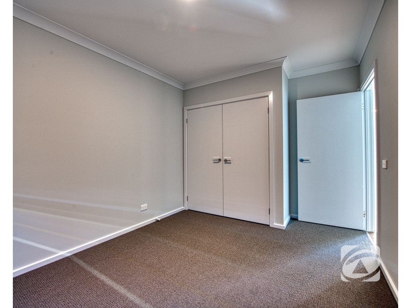 7 Platypus Street, Nar Nar Goon VIC 3812