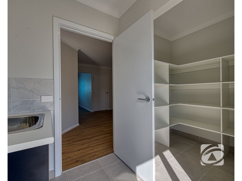 7 Platypus Street, Nar Nar Goon VIC 3812