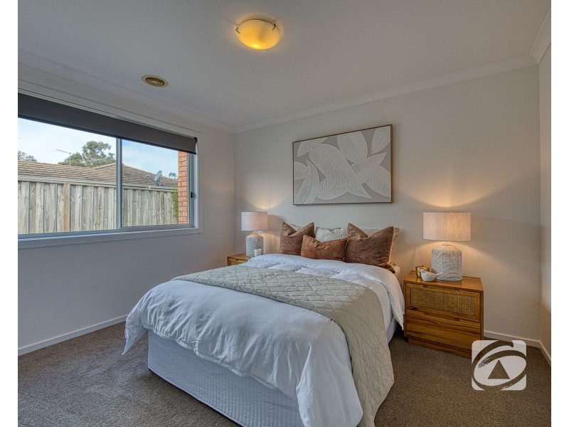 12 Marquis Court, Pakenham VIC 3810