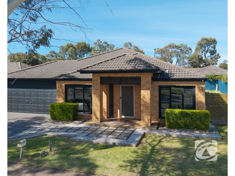 36 Mallee Circuit, Pakenham VIC 3810