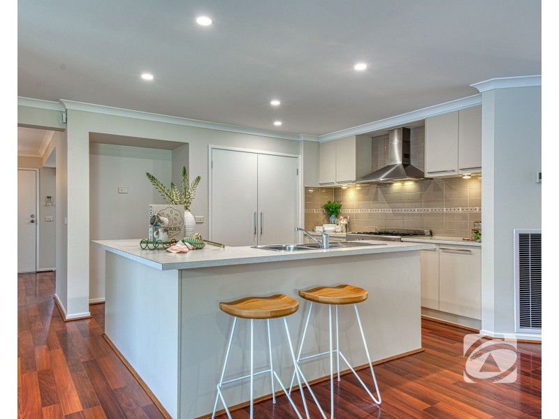 36 Mallee Circuit, Pakenham VIC 3810