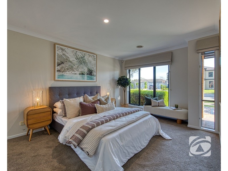 36 Mallee Circuit, Pakenham VIC 3810