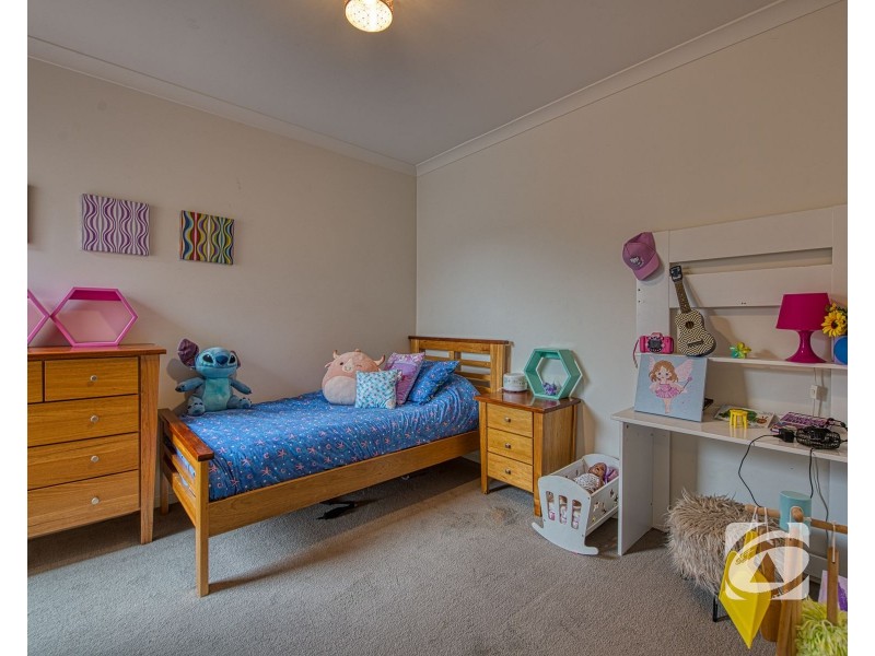 21 Firewheel Road, Officer VIC 3809