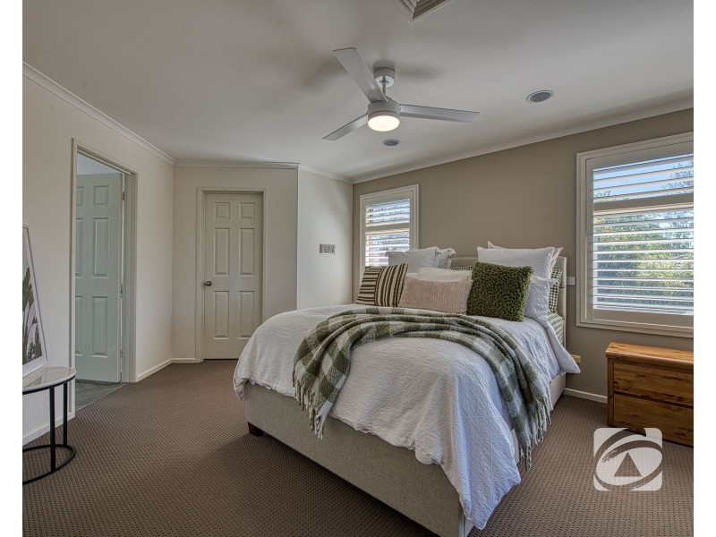 10 Sumner Court, Berwick VIC 3806