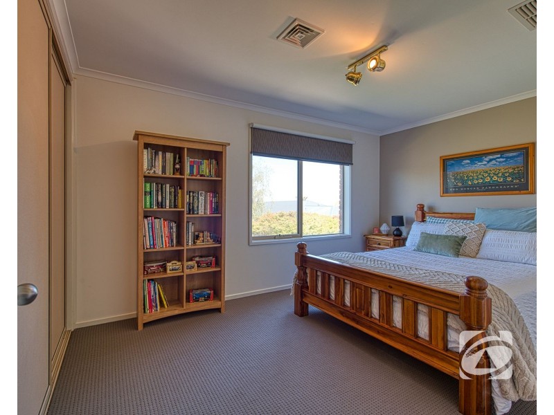 10 Sumner Court, Berwick VIC 3806