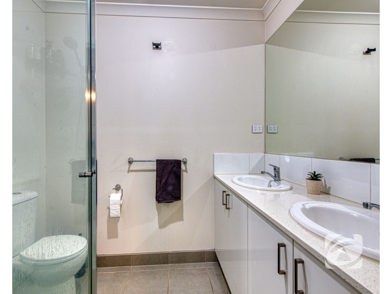 96 Ahern Road, Pakenham VIC 3810