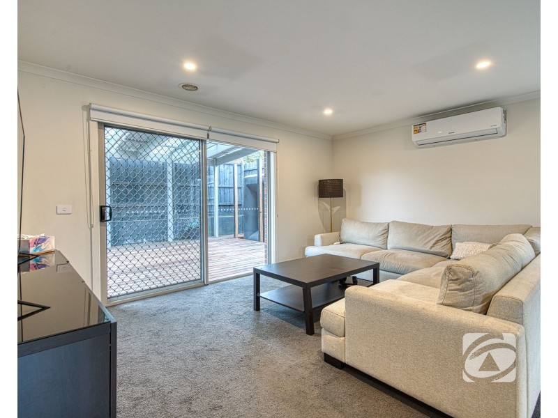 96 Ahern Road, Pakenham VIC 3810
