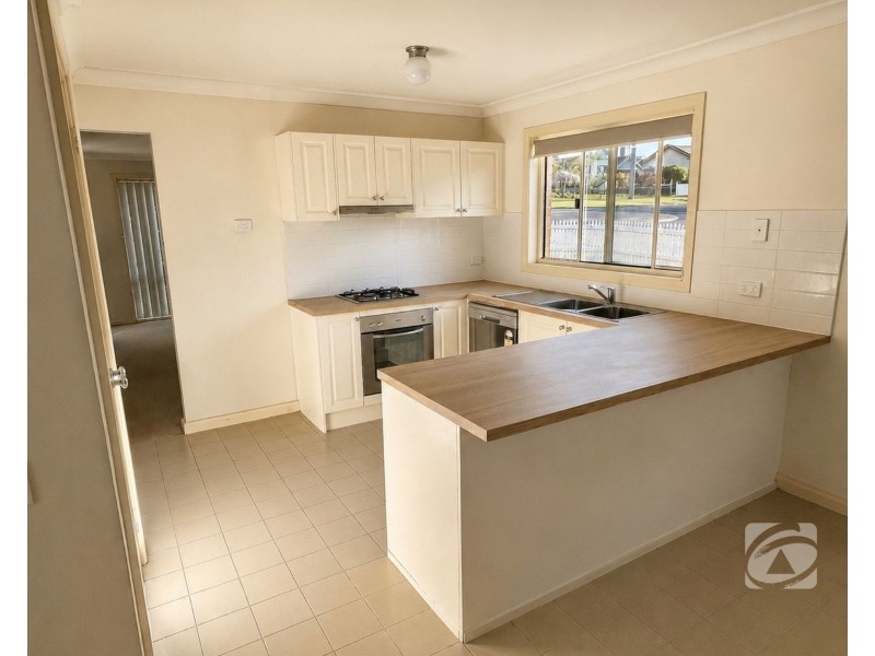 3/20 Hopetoun Road, Drouin VIC 3818