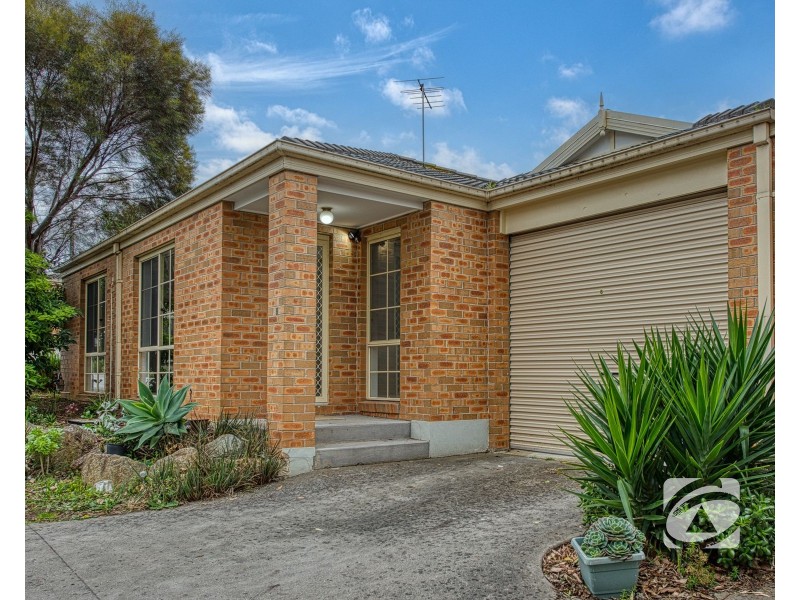 8/40 Army Road, Pakenham VIC 3810