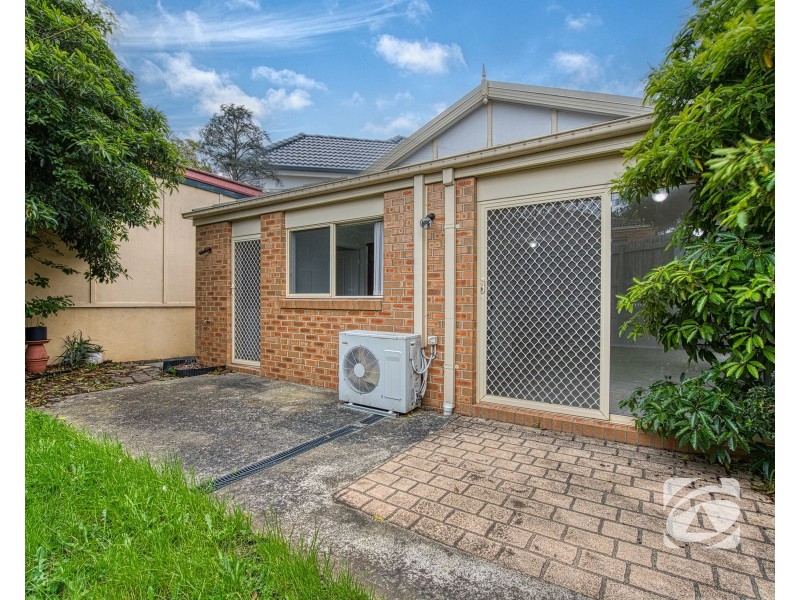 8/40 Army Road, Pakenham VIC 3810