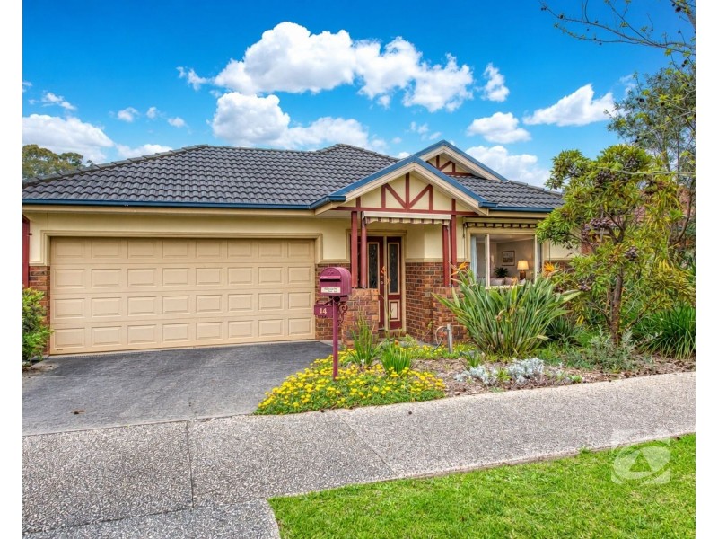 14 St Leonard Way, Pakenham VIC 3810