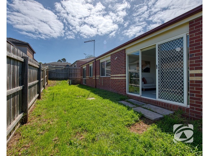 1 McClenaghan Place, Pakenham VIC 3810