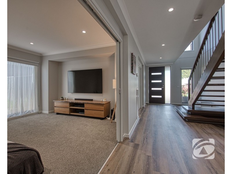 5 Daley Court, Beaconsfield VIC 3807