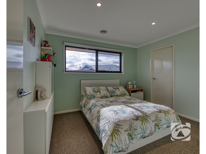 5 Daley Court, Beaconsfield VIC 3807