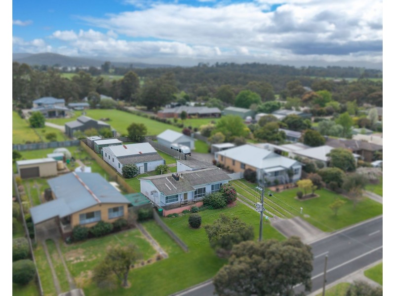 8 Archer Road, Garfield VIC 3814