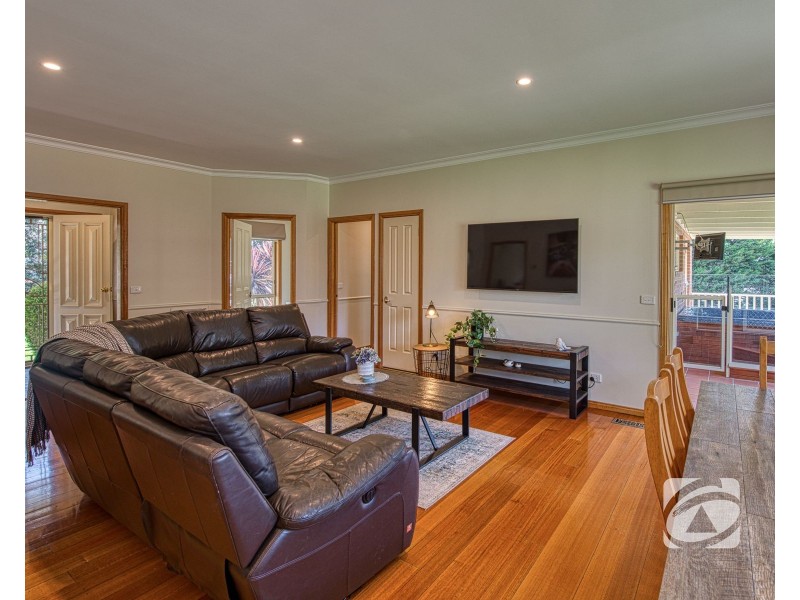 51-53 Warren Park Place, Narre Warren South VIC 3805