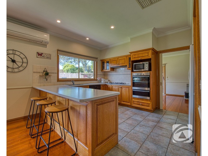 51-53 Warren Park Place, Narre Warren South VIC 3805