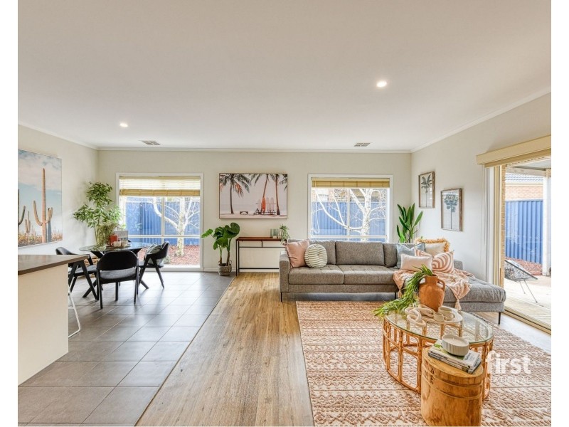 20 Laurina Link, Pakenham VIC 3810