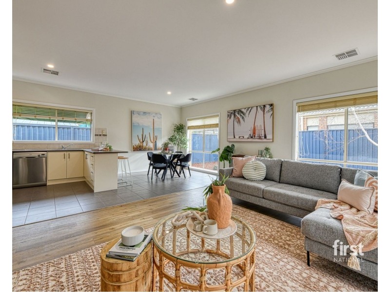 20 Laurina Link, Pakenham VIC 3810