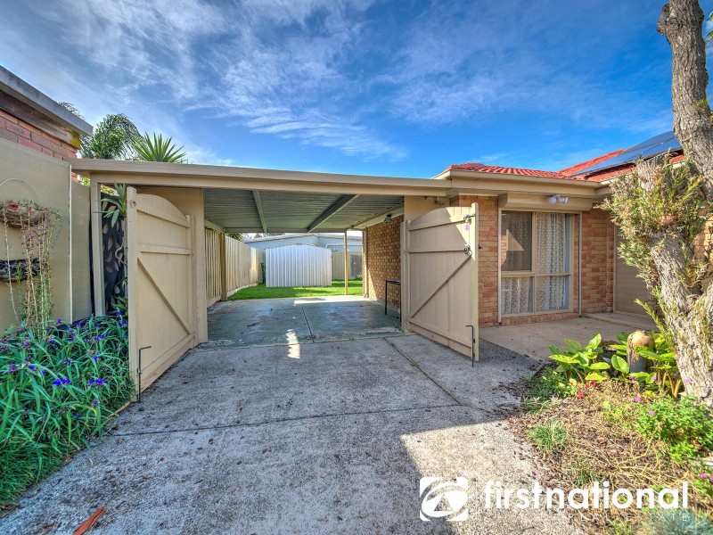 30 Verona Drive, Hampton Park VIC 3976