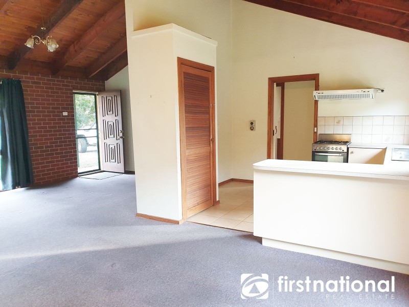 13 Heatherlea Crescent, Narre Warren VIC 3805