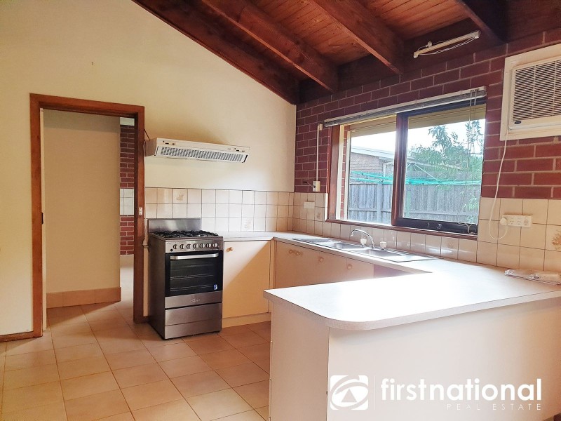 13 Heatherlea Crescent, Narre Warren VIC 3805