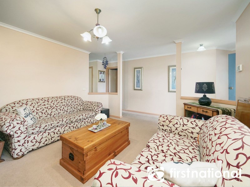 144 Sweeney Drive, Narre Warren VIC 3805