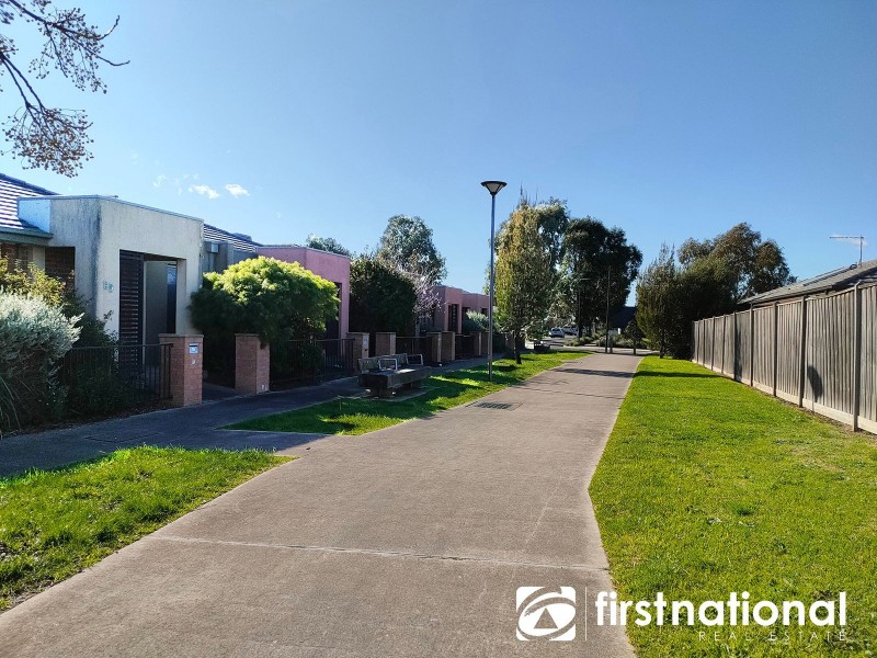 10 Midori Lane, Officer VIC 3809