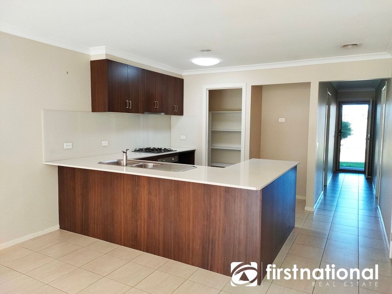 10 Midori Lane, Officer VIC 3809