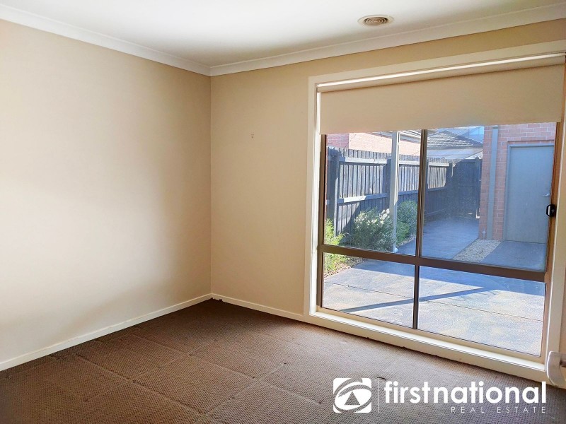 10 Midori Lane, Officer VIC 3809