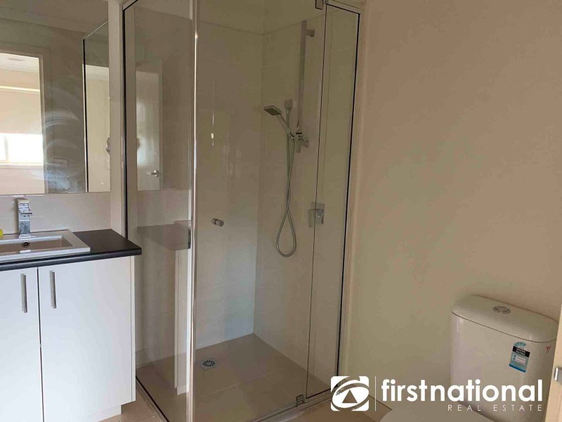 48 Belmont Crescent, Pakenham VIC 3810