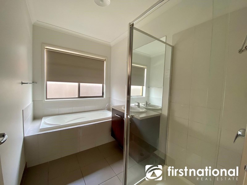 25 Celestine Drive, Officer VIC 3809