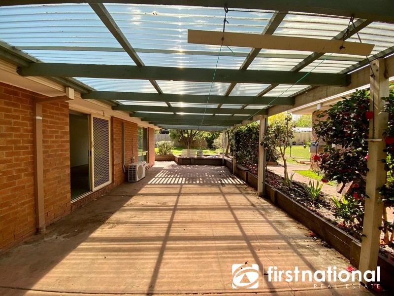 18 Browtop Road, Narre Warren VIC 3805